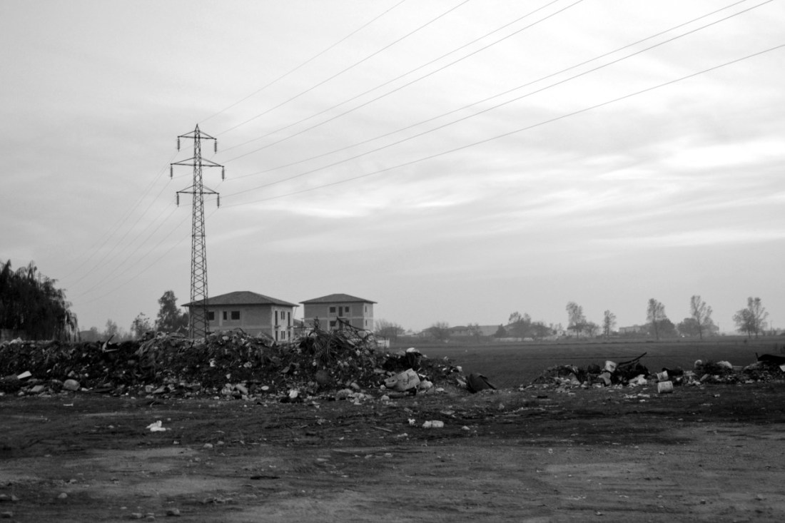 Drosscape by the periphery of Naples. Casale di Principe (Italy) 2011
